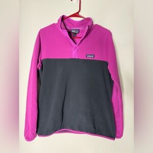 Patagonia fleece top. M.